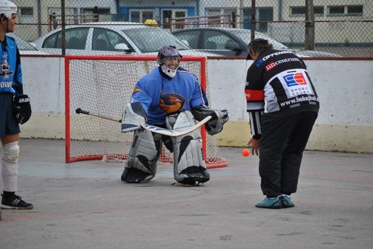 Seniorku vedie Podz�voz, juniorov Milo�ov�..